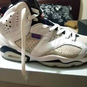 Jordan 6s